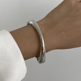Éclat Curve | Sculptural Open Cuff Bracelet