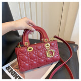 Maison Élitaire | Quilted Mini Handbag Gold Hardware Top Handle